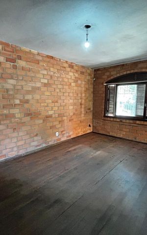 Casa à venda com 180m², 3 quartos e 5 vagas
