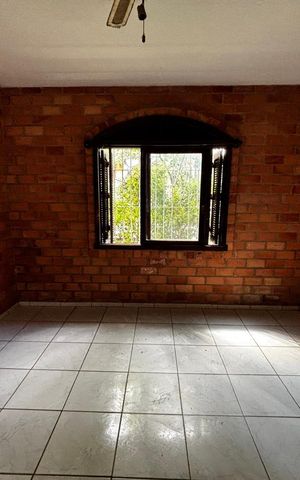 Casa à venda com 180m², 3 quartos e 5 vagas