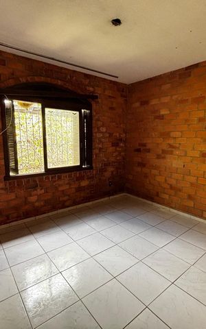 Casa à venda com 180m², 3 quartos e 5 vagas
