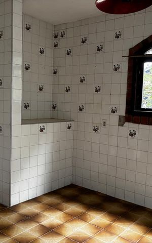 Casa à venda com 180m², 3 quartos e 5 vagas