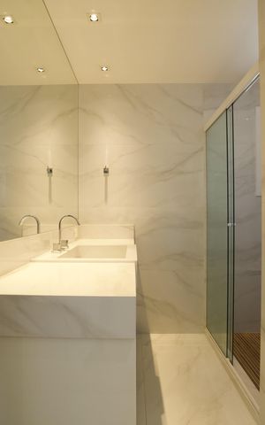 Apartamento à venda com 89m², 1 quarto e 2 vagas Apartamento à venda com 89m², 1 quarto e 2 vagasBanheiro da Suíte