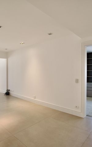 Apartamento à venda com 89m², 1 quarto e 2 vagas Apartamento à venda com 89m², 1 quarto e 2 vagasSala
