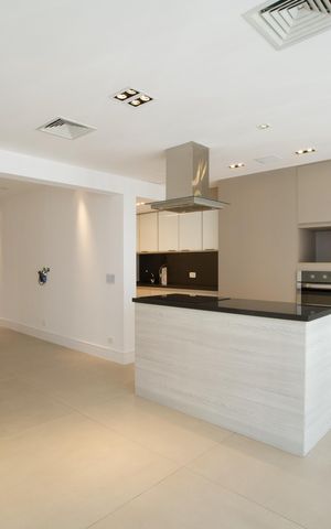 Apartamento à venda com 89m², 1 quarto e 2 vagas Apartamento à venda com 89m², 1 quarto e 2 vagasSala