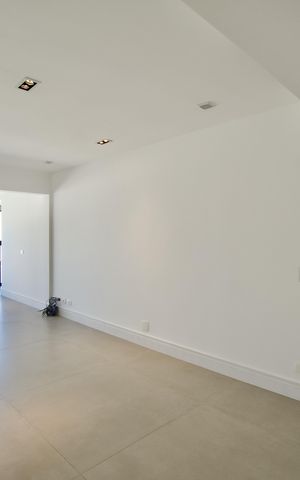 Apartamento à venda com 89m², 1 quarto e 2 vagas Apartamento à venda com 89m², 1 quarto e 2 vagasSala