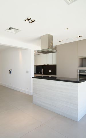 Apartamento à venda com 89m², 1 quarto e 2 vagas Apartamento à venda com 89m², 1 quarto e 2 vagasCozinha