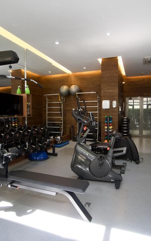 Apartamento à venda com 89m², 1 quarto e 2 vagas Apartamento à venda com 89m², 1 quarto e 2 vagasÁrea comum - Academia