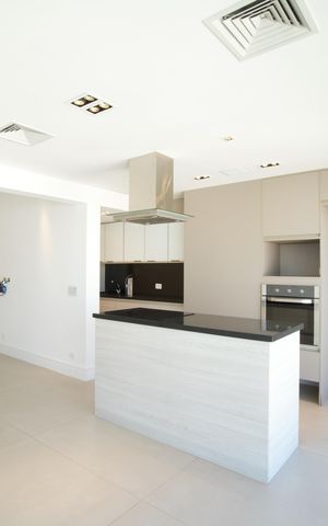 Apartamento à venda com 89m², 1 quarto e 2 vagas Apartamento à venda com 89m², 1 quarto e 2 vagasCozinha