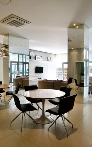 Apartamento à venda com 89m², 1 quarto e 2 vagas Apartamento à venda com 89m², 1 quarto e 2 vagasÁrea comum - Salão de festas