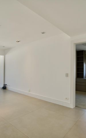 Apartamento à venda com 89m², 1 quarto e 2 vagas Apartamento à venda com 89m², 1 quarto e 2 vagasSala