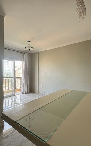 Apartamento à venda com 68m², 3 quartos e sem vaga Apartamento à venda com 68m², 3 quartos e sem vagaSala de Jantar