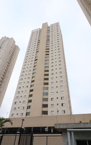 Apartamento à venda com 74m², 2 quartos e 1 vagaÁrea comum - Fachada