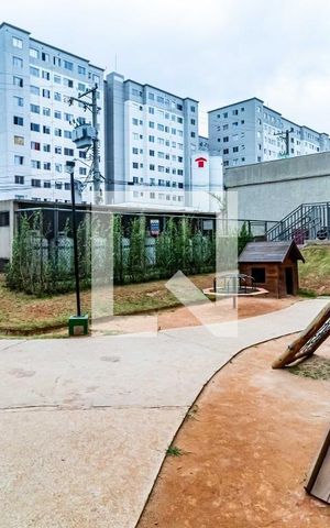 Apartamento à venda com 42m², 2 quartos e 1 vaga Apartamento à venda com 42m², 2 quartos e 1 vagaÁrea comum - Playground