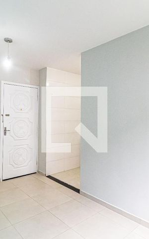 Apartamento à venda com 42m², 2 quartos e 1 vaga Apartamento à venda com 42m², 2 quartos e 1 vagaSala