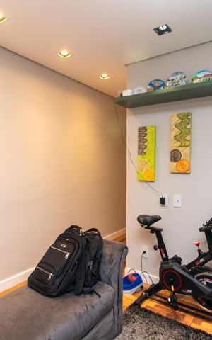 Apartamento à venda com 180m², 2 quartos e sem vaga Apartamento à venda com 180m², 2 quartos e sem vagaEscritório