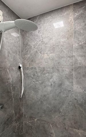 Casa de condomínio à venda com 260m², 4 quartos e 4 vagas Casa de condomínio à venda com 260m², 4 quartos e 4 vagasBanheiro