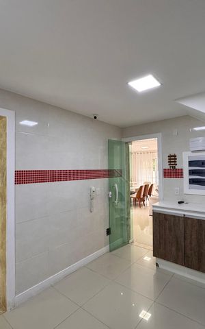 Casa de condomínio à venda com 260m², 4 quartos e 4 vagas Casa de condomínio à venda com 260m², 4 quartos e 4 vagasCozinha