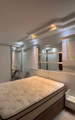 Casa de condomínio à venda com 260m², 4 quartos e 4 vagas Casa de condomínio à venda com 260m², 4 quartos e 4 vagasSuíte 1