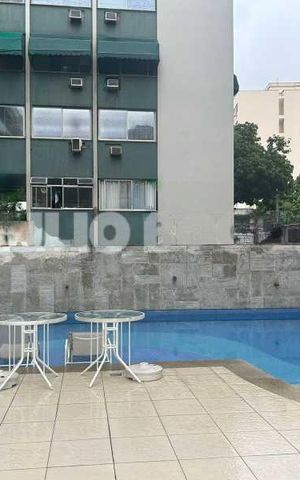 Apartamento à venda com 77m², 2 quartos e 1 vaga
