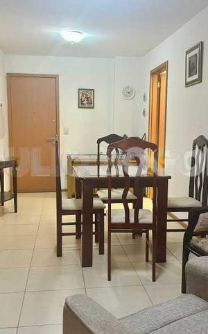 Apartamento à venda com 77m², 2 quartos e 1 vaga