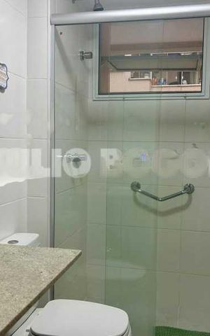 Apartamento à venda com 77m², 2 quartos e 1 vaga