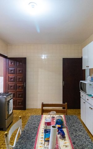 Casa à venda com 86m², 2 quartos e 3 vagas