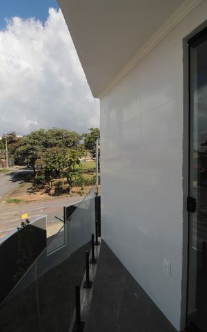 Casa à venda com 163m², 3 quartos e 2 vagasVaranda da Suite