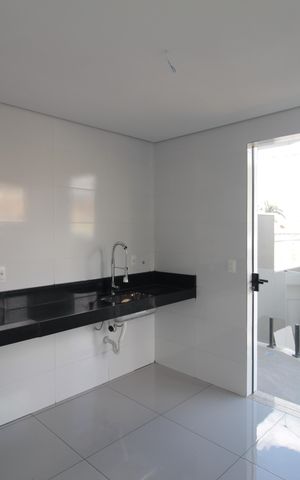 Casa à venda com 163m², 3 quartos e 2 vagasCozinha