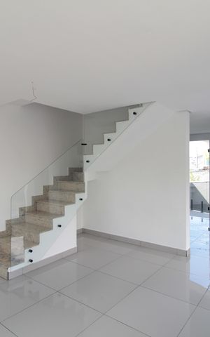 Casa à venda com 163m², 3 quartos e 2 vagasSala