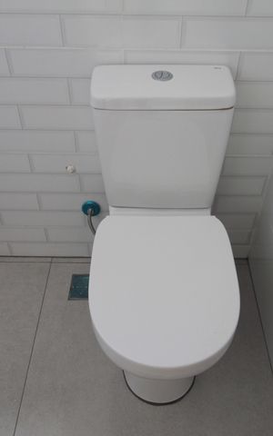 Casa à venda com 163m², 3 quartos e 2 vagasBanheiro Social