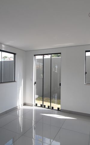 Casa à venda com 163m², 3 quartos e 2 vagasSala