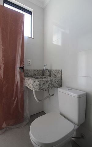 Casa à venda com 163m², 3 quartos e 2 vagasBanheiro da Suite