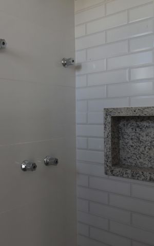 Casa à venda com 163m², 3 quartos e 2 vagasBanheiro da Suite