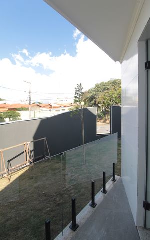 Casa à venda com 163m², 3 quartos e 2 vagasÁrea de Serviço