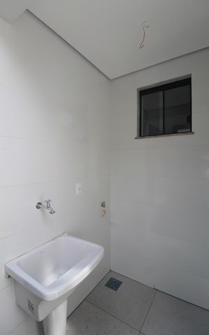 Casa à venda com 118m², 3 quartos e 1 vagaÁrea de Serviço