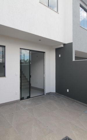 Casa à venda com 118m², 3 quartos e 1 vagaGaragem