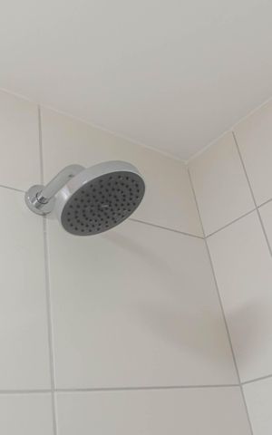 Studio à venda com 30m², 1 quarto e sem vaga Studio à venda com 30m², 1 quarto e sem vagaBanheiro