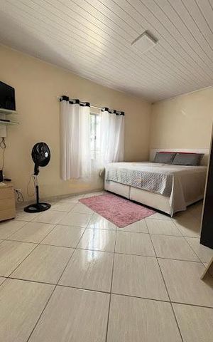 Casa à venda com 180m², 3 quartos e 2 vagas