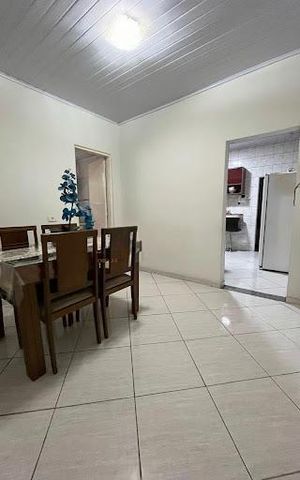 Casa à venda com 180m², 3 quartos e 2 vagas