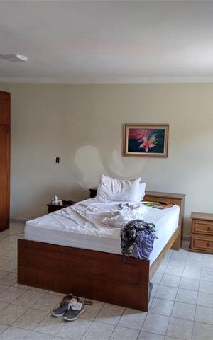 Casa à venda com 220m², 3 quartos e 2 vagas