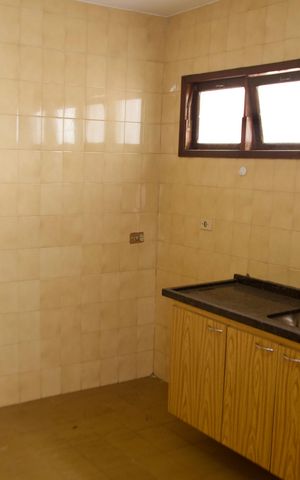 Casa para alugar com 180m², 3 quartos e 2 vagas Casa para alugar com 180m², 3 quartos e 2 vagasCozinha