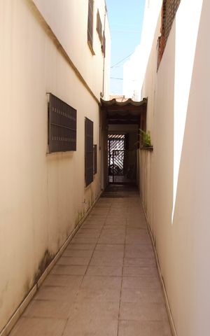 Casa para alugar com 180m², 3 quartos e 2 vagas Casa para alugar com 180m², 3 quartos e 2 vagasCorredor