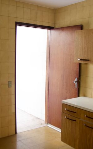Casa para alugar com 180m², 3 quartos e 2 vagas Casa para alugar com 180m², 3 quartos e 2 vagasCozinha