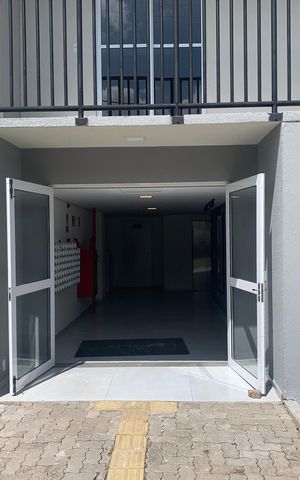 Apartamento para alugar com 60m², 2 quartos e 1 vaga Apartamento para alugar com 60m², 2 quartos e 1 vagaFachada do bloco