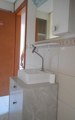 Apartamento à venda com 77m², 2 quartos e 2 vagasBanheiro
