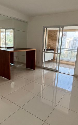 Apartamento para alugar com 200m², 3 quartos e 3 vagas