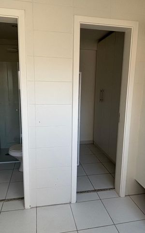 Apartamento para alugar com 200m², 3 quartos e 3 vagas
