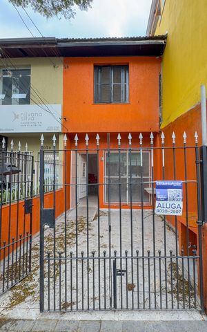 Casa à venda com 113m², 2 quartos e 1 vagaFachada
