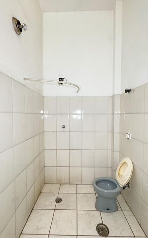 Casa à venda com 113m², 2 quartos e 1 vagaBanheiro