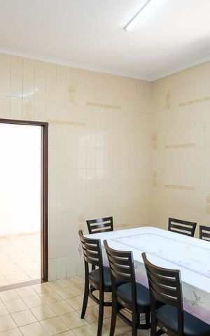 Casa para alugar com 236m², 3 quartos e 3 vagasCozinha