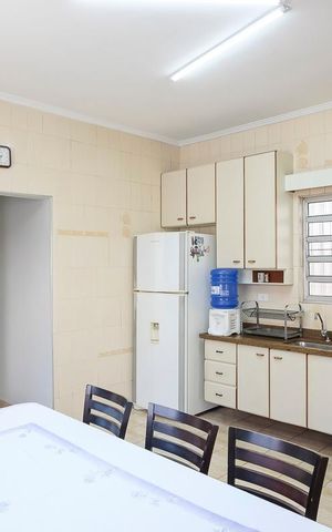 Casa para alugar com 236m², 3 quartos e 3 vagasCozinha